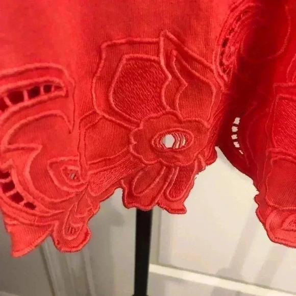 Chico’s ladies orange blouse with embroidered hem line size Large - Picture 4 of 5